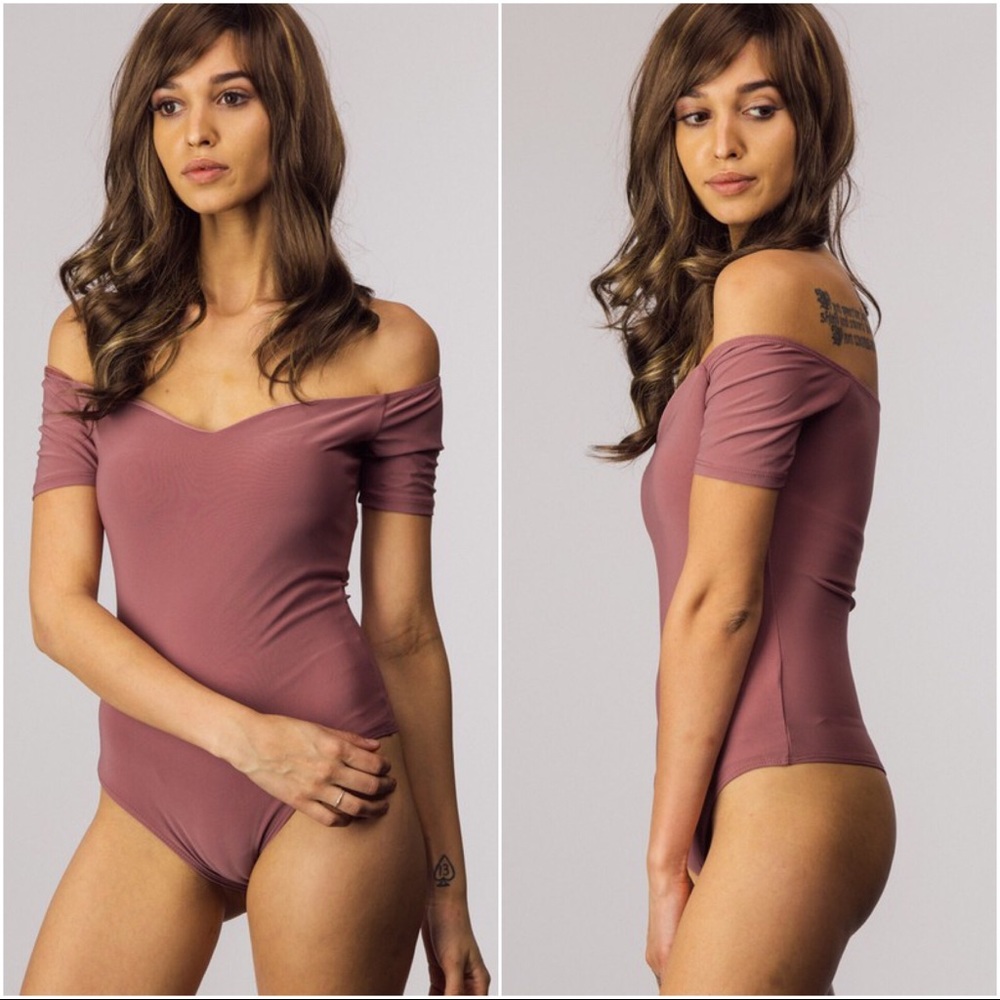 CLEARANCE SALE‼️Sweetheart Bodysuit - Picture 4 of 6